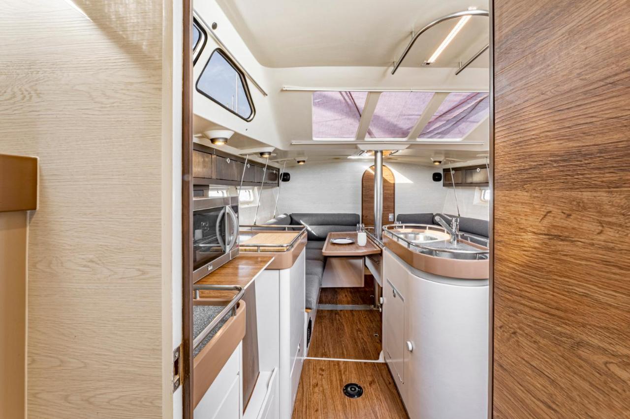 Relaxing Stay On A 38Ft Sail Yacht Arrecife  Εξωτερικό φωτογραφία